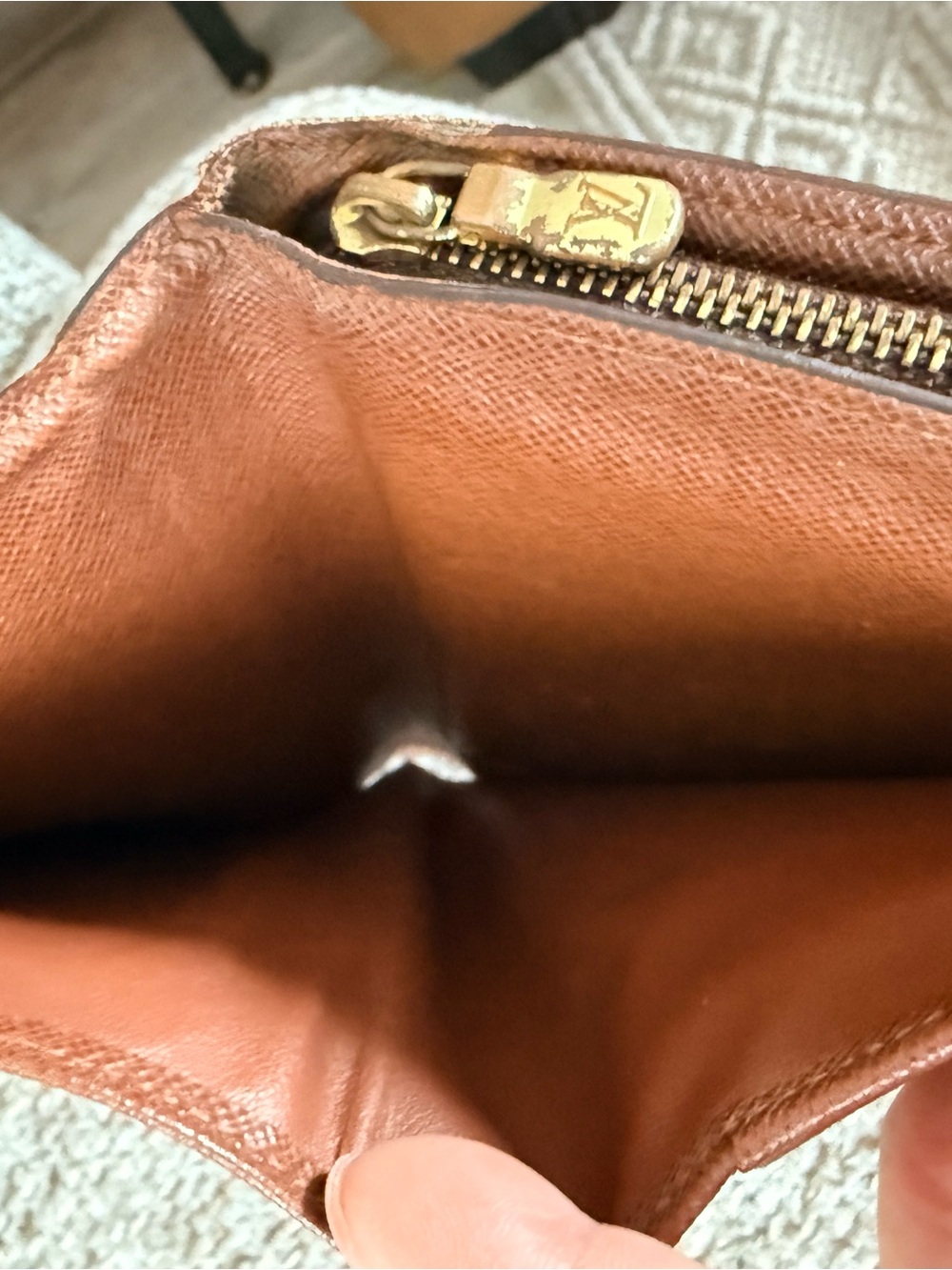 LV Vintage Monogram Porte Papier Zippe Bifold Wallet - Picture 8 of 12
